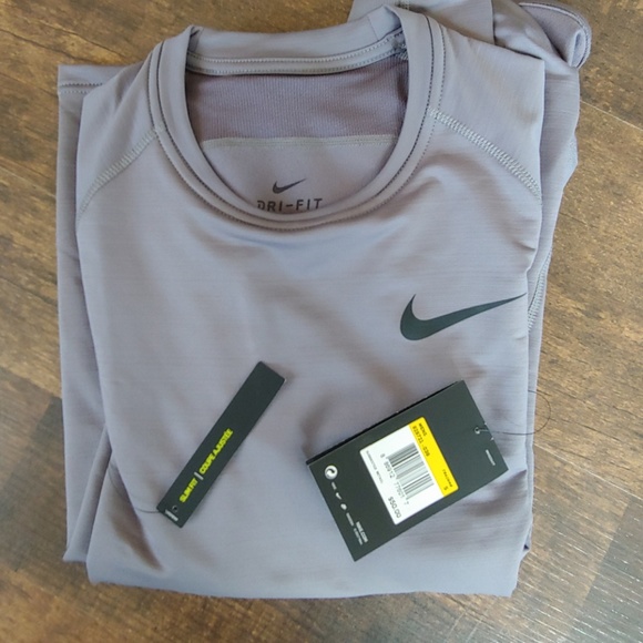 Nike Other - Men's Nike therma dri-fit long sleeve shirt